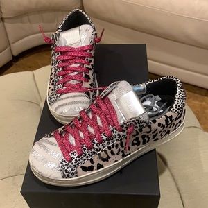 P448 Sneakers